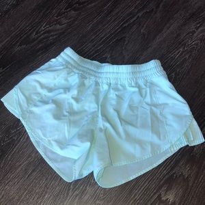 Size 6 lululemon running shorts
